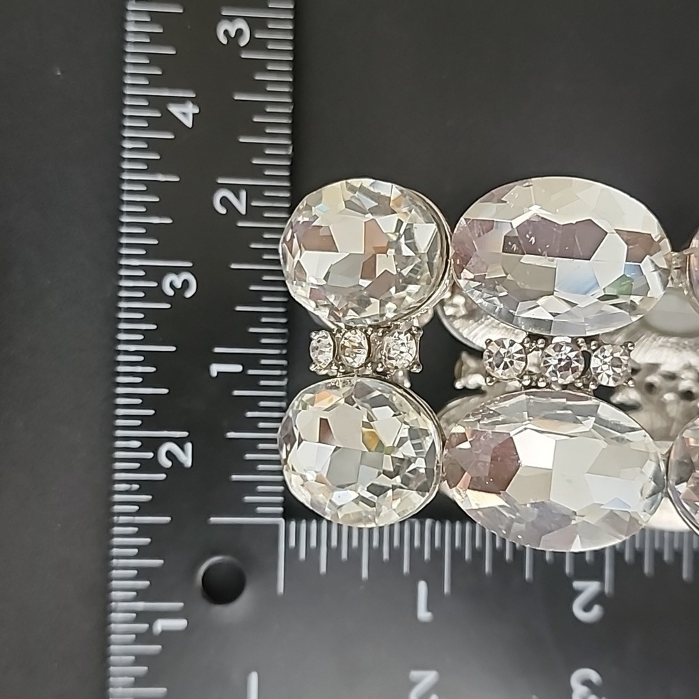 Statement Silver Oval Crystal Stretch Bracelet - image 3